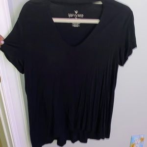 black tee from american eagle with cutout